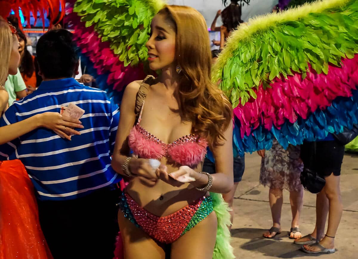 Thailand's Third Gender: 10 Ways To Spot A Ladyboy